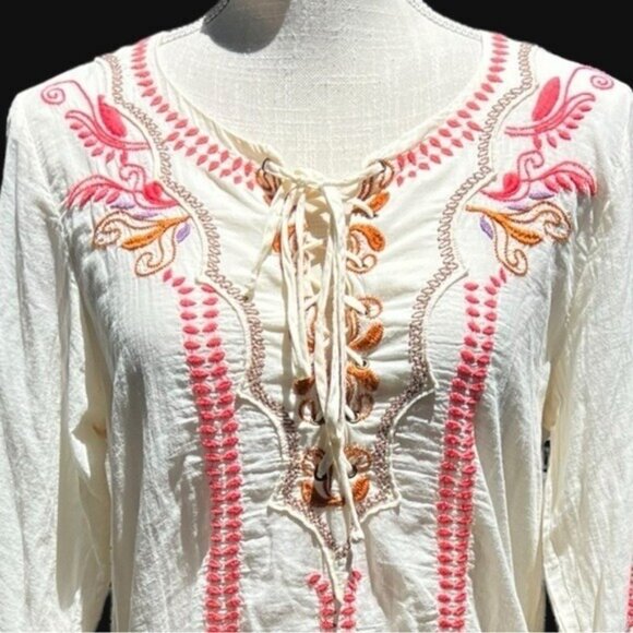 🌻Johnny Was BIYA Embroidered Bohemian Lightweight Peasant Blouse Size Small. - Picture 3 of 12